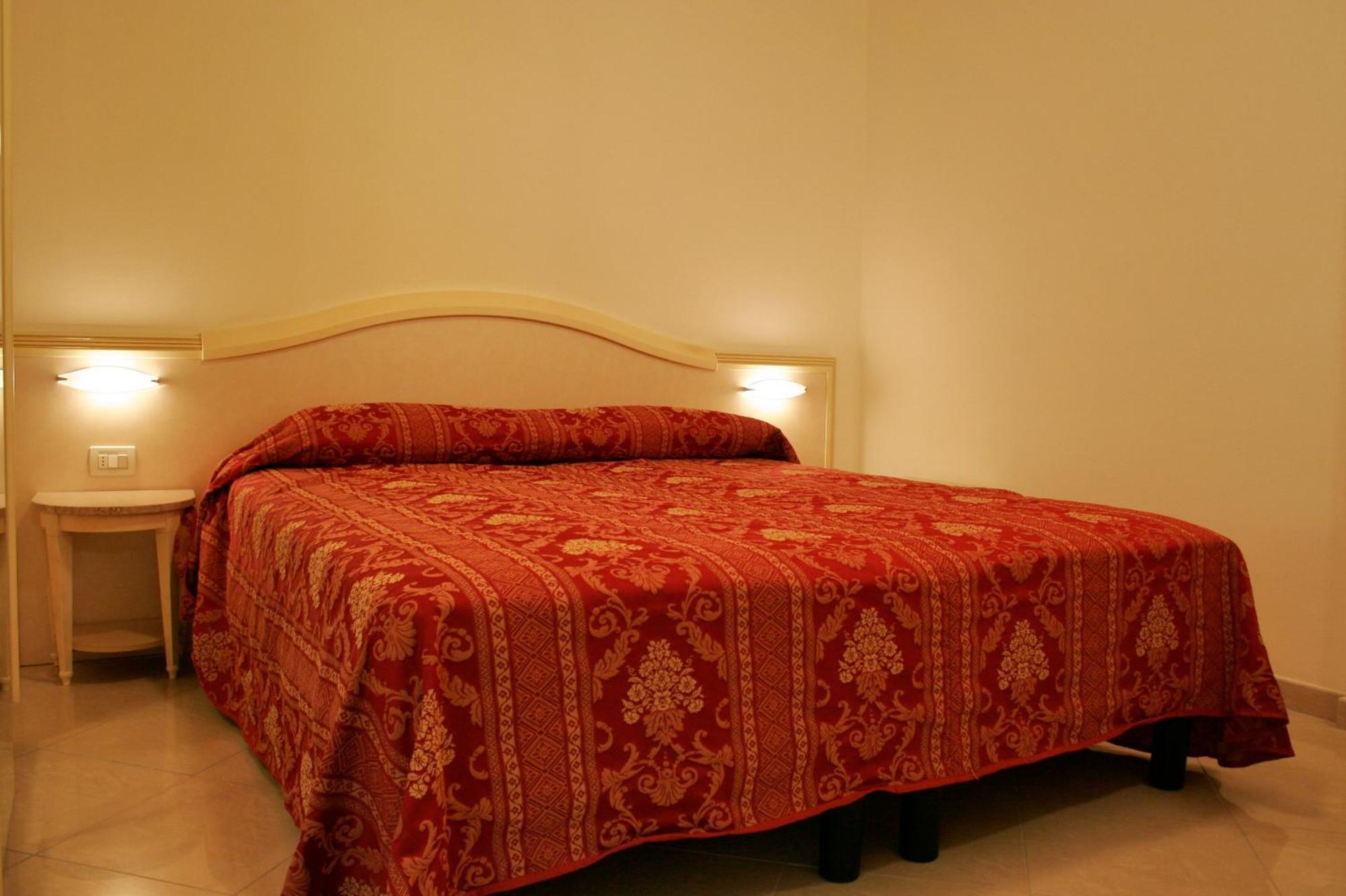 רימיני Residence Olimpo מראה חיצוני תמונה
